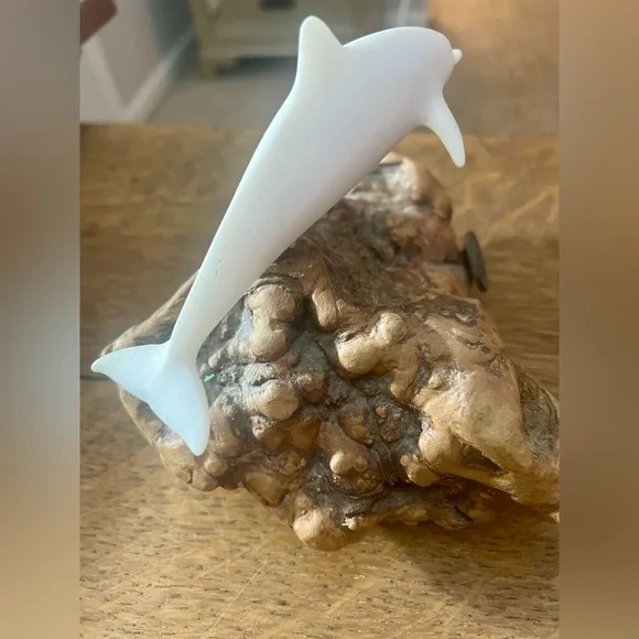 John Perry Vintage single dolphin Burlwood sculpture - Picture 3 of 10